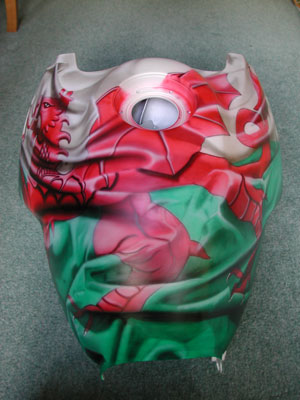 View from above showing airbrushed folds