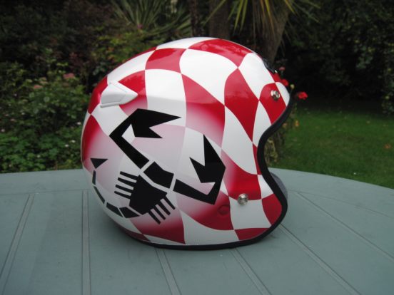 Abarth helmet with red checks